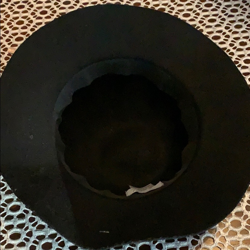 🔥The Accessory Collective Hat - Picture 5 of 8